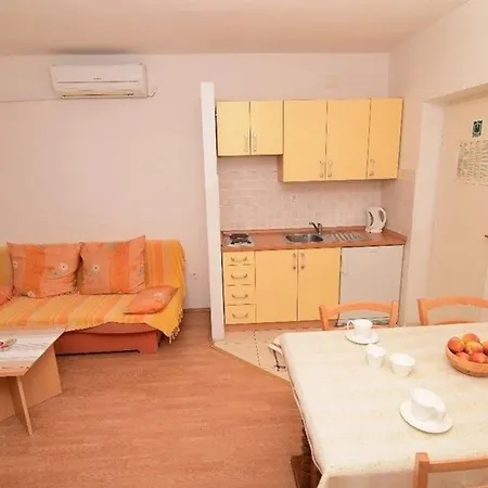 Apartment Renata *